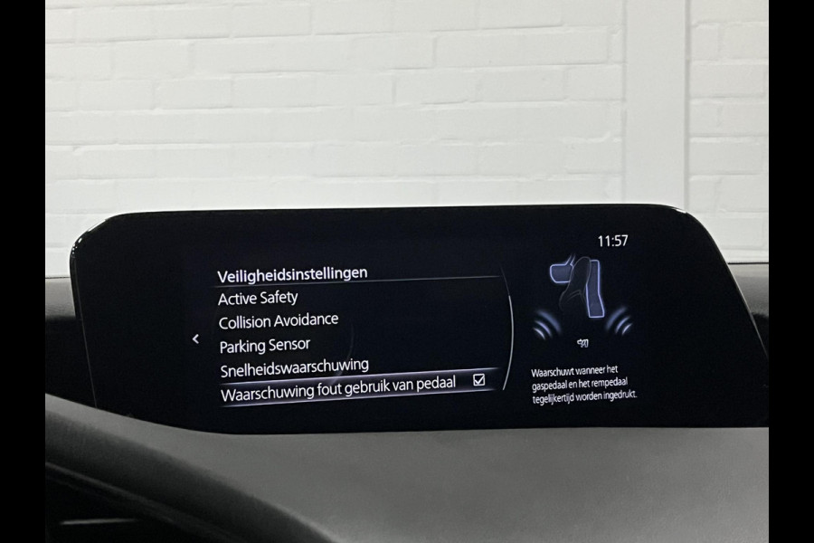 Mazda 3 2.0 Al-Selection Adapt. Cruise | Stuur-/stoelverwarming | Achteruitrij camera | Head-up | Bliss