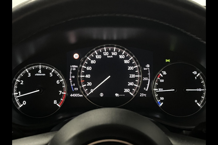 Mazda 3 2.0 Al-Selection Adapt. Cruise | Stuur-/stoelverwarming | Achteruitrij camera | Head-up | Bliss