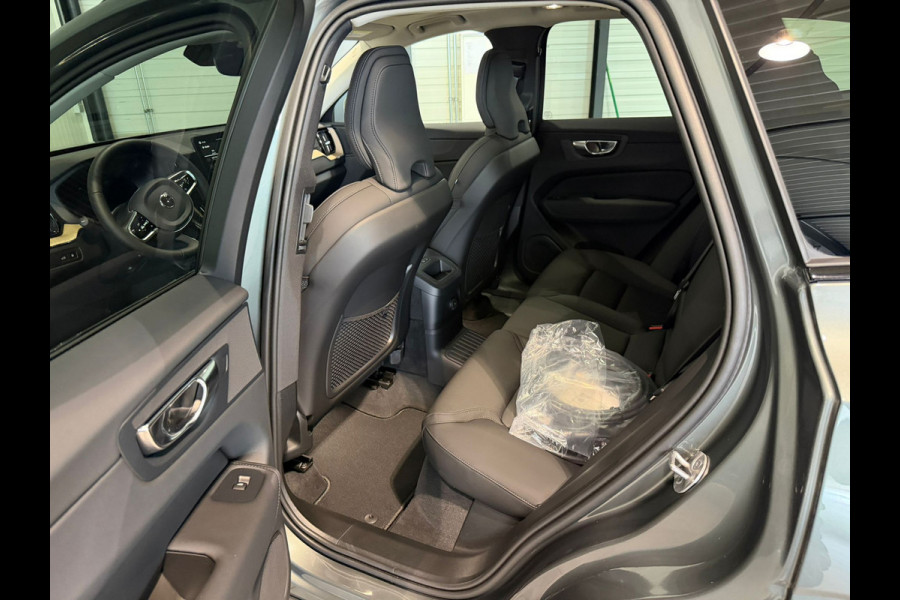 Volvo XC60 T6 Aut. Plus Dark ACC Luchtvering 360camera Stoelverwarming Leder 350pk