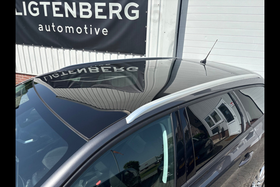 Peugeot 308 SW 1.2PureTech Blue Lease Executive PANO/CARPLAY