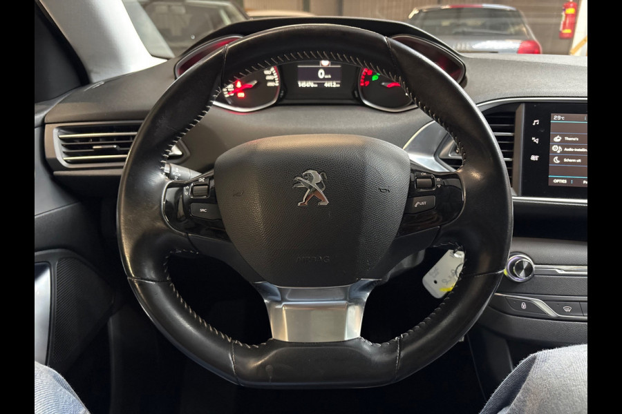 Peugeot 308 SW 1.2PureTech Blue Lease Executive PANO/CARPLAY