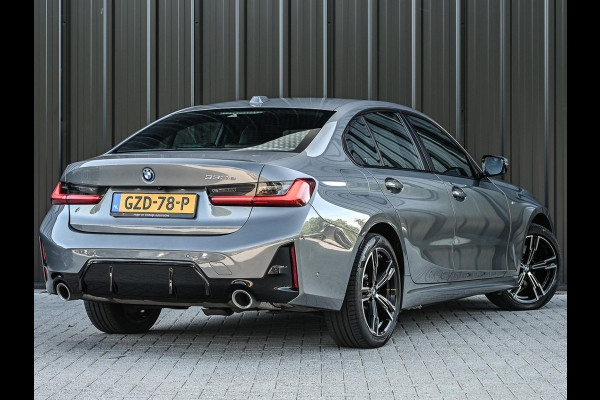BMW 3-serie 330e | M-Sport | Facelift | Shadowline | Led Koplampen | Camera | NL auto | Stoelverwarming