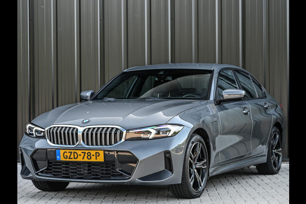BMW 3-serie 330e | M-Sport | Facelift | Shadowline | Led Koplampen | Camera | NL auto | Stoelverwarming