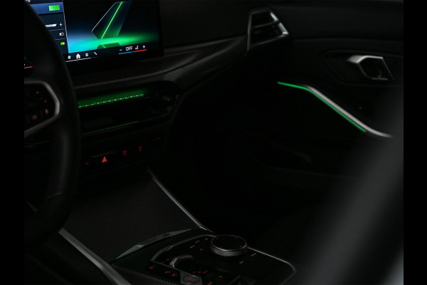 BMW 3-serie 330e | M-Sport | Facelift | Shadowline | Led Koplampen | Camera | NL auto | Stoelverwarming