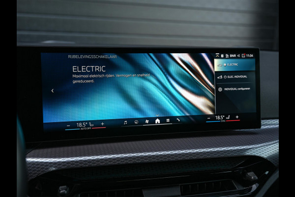 BMW 3-serie 330e | M-Sport | Facelift | Shadowline | Led Koplampen | Camera | NL auto | Stoelverwarming