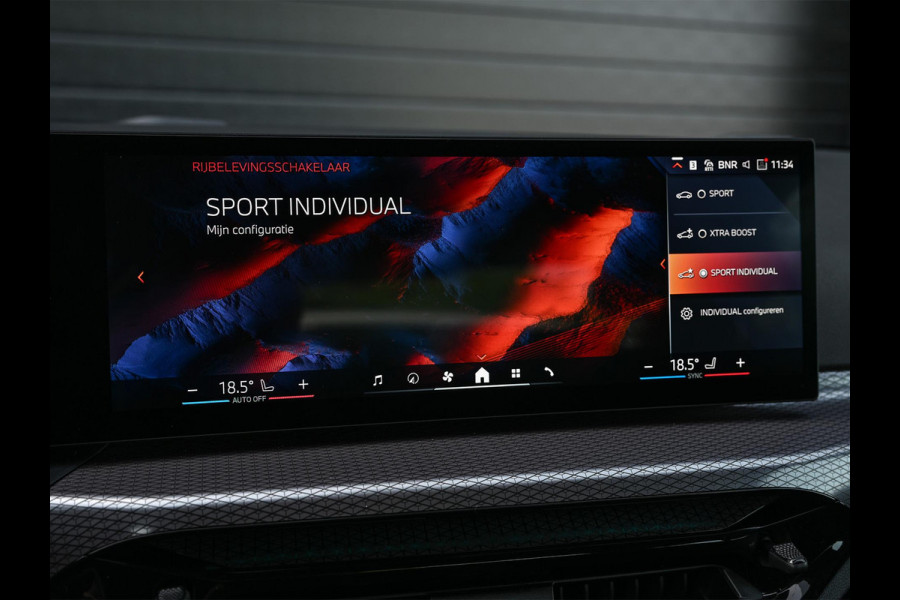 BMW 3-serie 330e | M-Sport | Facelift | Shadowline | Led Koplampen | Camera | NL auto | Stoelverwarming