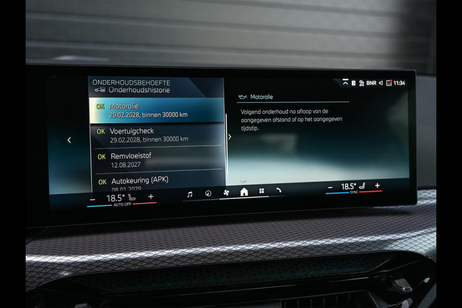BMW 3-serie 330e | M-Sport | Facelift | Shadowline | Led Koplampen | Camera | NL auto | Stoelverwarming