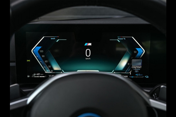 BMW 3-serie 330e | M-Sport | Facelift | Shadowline | Led Koplampen | Camera | NL auto | Stoelverwarming