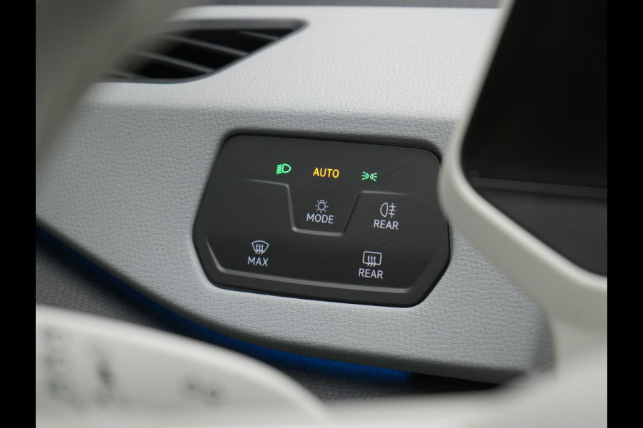 Volkswagen ID.3 Pro S 77 kWh 204pk Dealer O.H. | Adaptive Cruise | Alcantara Sportstoelen & Stuur Verwarmd | Sfeerverlichting | Apple Carplay | Navigatie | DAB | Virtual Cockpit |