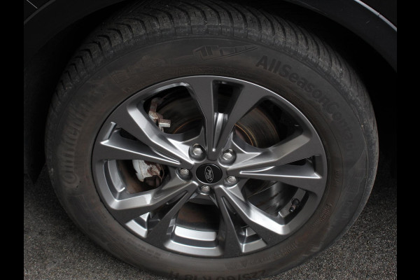 Ford Kuga 2.5 PHEV ST-Line X B&O Climate Control Navigatie Camera Elektrische Achterklep Verwarmbare voorstoelen Parkeersensoren voor & achter Verwarmbare voorruit Lichtmetalen velgen
