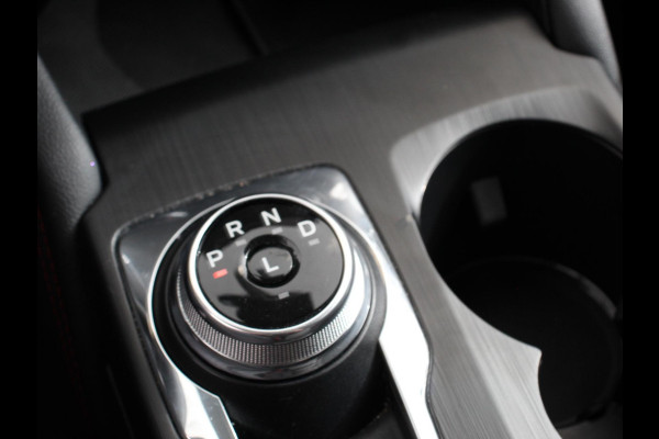 Ford Kuga 2.5 PHEV ST-Line X B&O Climate Control Navigatie Camera Elektrische Achterklep Verwarmbare voorstoelen Parkeersensoren voor & achter Verwarmbare voorruit Lichtmetalen velgen