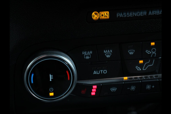 Ford Kuga 2.5 PHEV ST-Line X B&O Climate Control Navigatie Camera Elektrische Achterklep Verwarmbare voorstoelen Parkeersensoren voor & achter Verwarmbare voorruit Lichtmetalen velgen