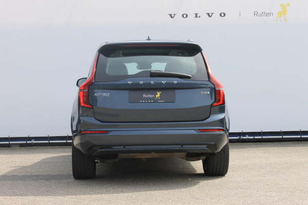Volvo XC90 T8 455PK Autom Plug-in hybrid AWD Ultra Dark Luchtvering / Massagefunctie voorstoelen / Semi elektrisch wegklapbare trekhaak / Gelamineerd glas / Stoelventilatie / 21" lichtmetalen velgen