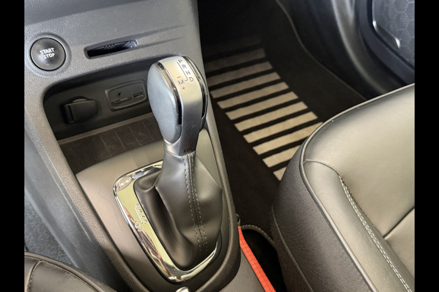 Renault Captur 1.2 TCe Initiale Paris Navi | Bose | Pano | Leder | Camera | Stoelverwarming |