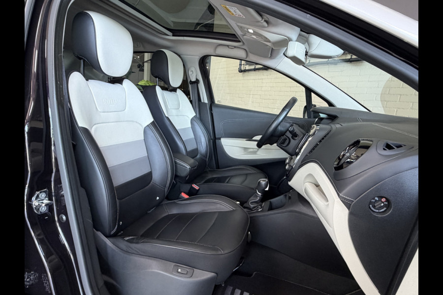 Renault Captur 1.2 TCe Initiale Paris Navi | Bose | Pano | Leder | Camera | Stoelverwarming |