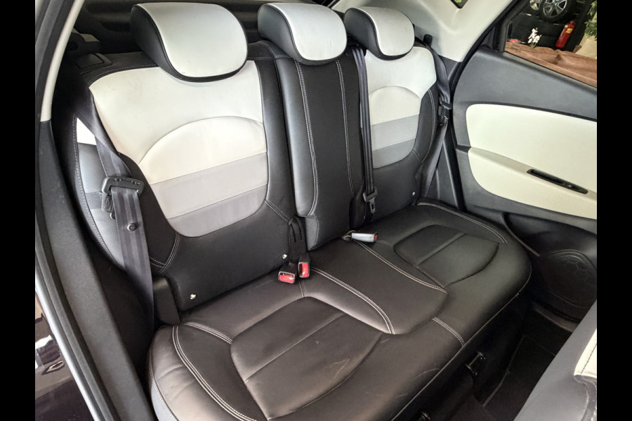 Renault Captur 1.2 TCe Initiale Paris Navi | Bose | Pano | Leder | Camera | Stoelverwarming |