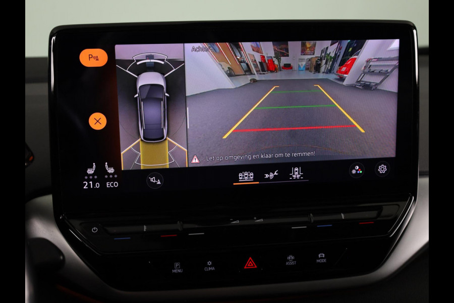 Volkswagen ID.4 Max 77 kWh | Panoramadak | SoH 88,96 % | Navigatie | 360 camera | Apple Carplay/Android Auto | Elek verstelbare stoel(en) | 21" Velgen | Elek Achterklep | Dode hoek Sensoren |