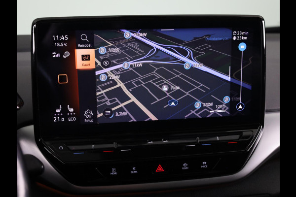 Volkswagen ID.4 Max 77 kWh | Panoramadak | SoH 88,96 % | Navigatie | 360 camera | Apple Carplay/Android Auto | Elek verstelbare stoel(en) | 21" Velgen | Elek Achterklep | Dode hoek Sensoren |