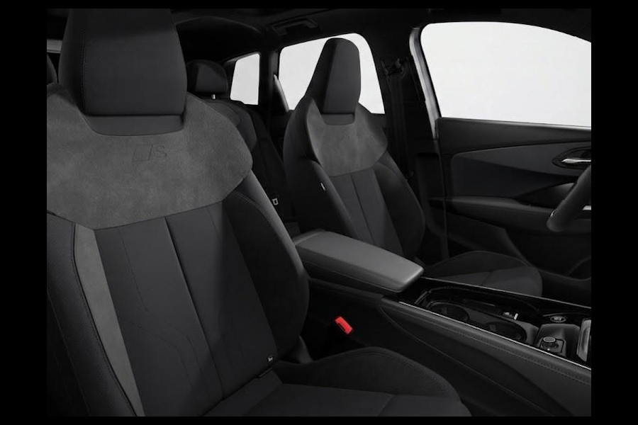 Audi Q3 S edition e-hybrid 272 pk | Techniekpakket plus | Panorama-glasdak | Optiekpakket zwart-glanzend | Trekhaak mech. zwenkbaar |