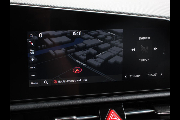 Kia Niro 1.6 GDi Hybrid DynamicPlusLine Navigatie Apple Carplay Android Auto Camera Parkeersensoren Adaptive Cruise Control Stoel- en stuurverwarming Dodehoekdetectie Climate Control Lichtmetalen velgen