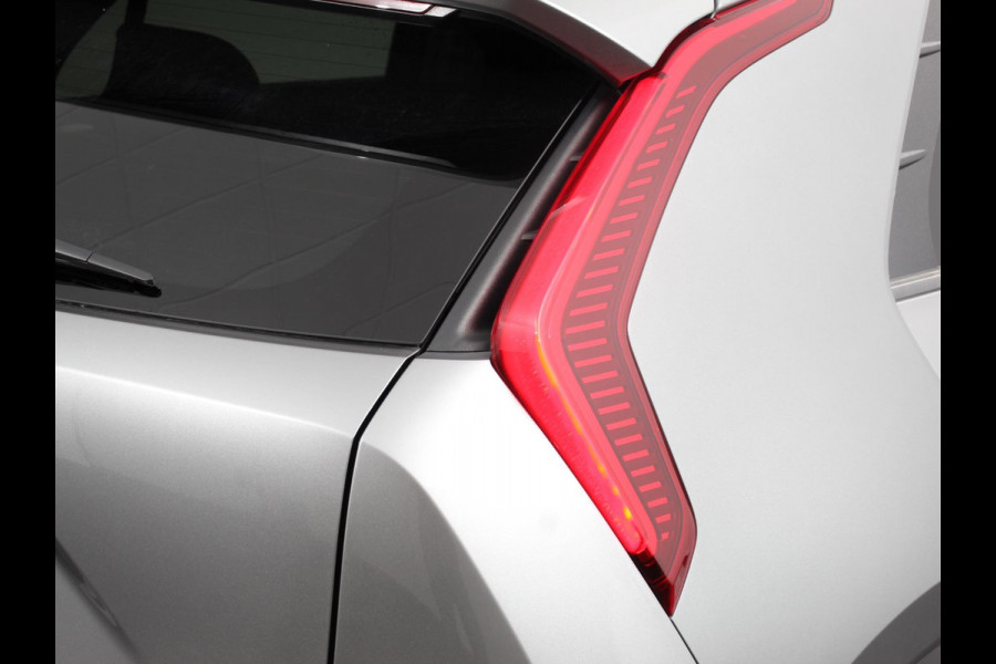 Kia Niro 1.6 GDi Hybrid DynamicPlusLine Navigatie Apple Carplay Android Auto Camera Parkeersensoren Adaptive Cruise Control Stoel- en stuurverwarming Dodehoekdetectie Climate Control Lichtmetalen velgen