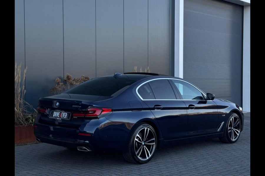 BMW 5 Serie 520e LCI High Executive | Facelift | Pano | Leder
