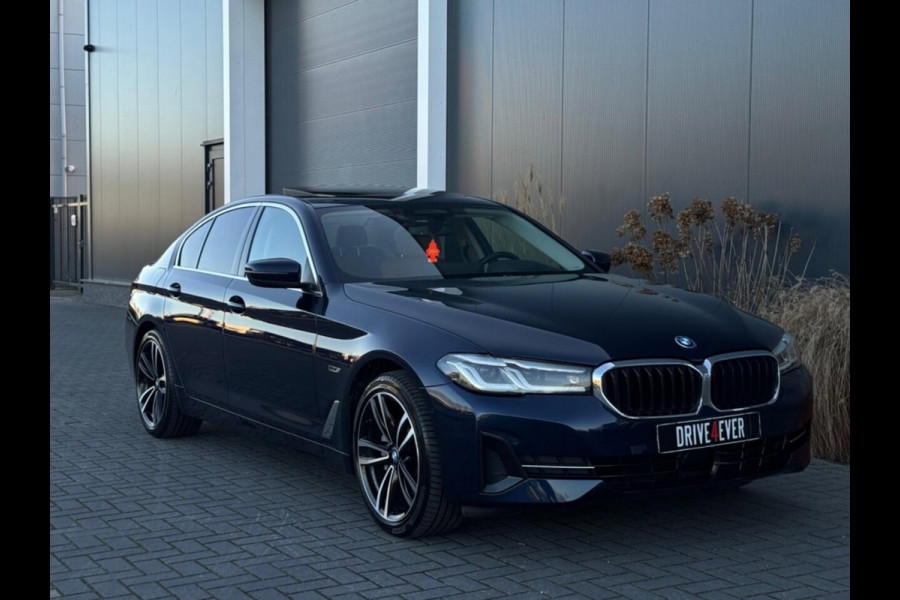 BMW 5 Serie 520e LCI High Executive | Facelift | Pano | Leder
