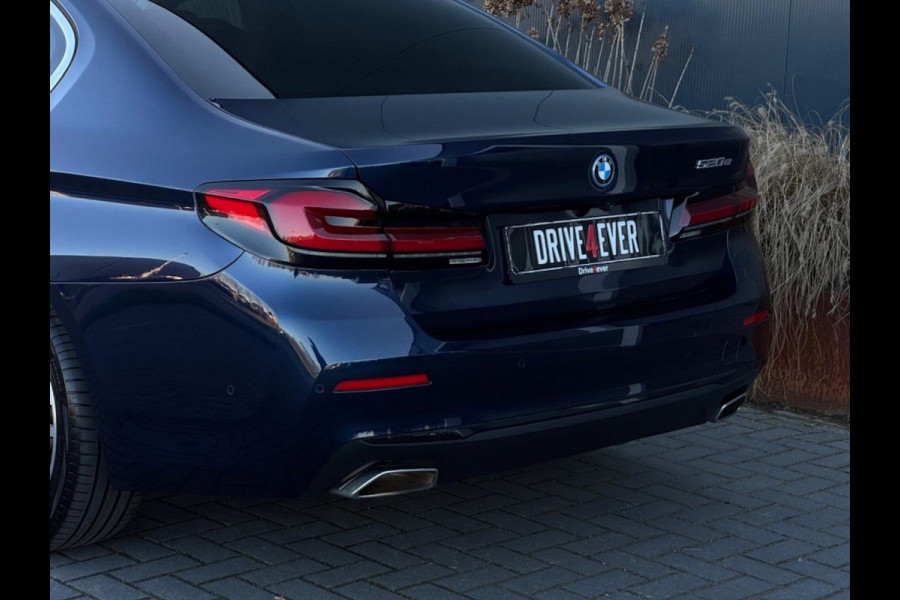 BMW 5 Serie 520e LCI High Executive | Facelift | Pano | Leder