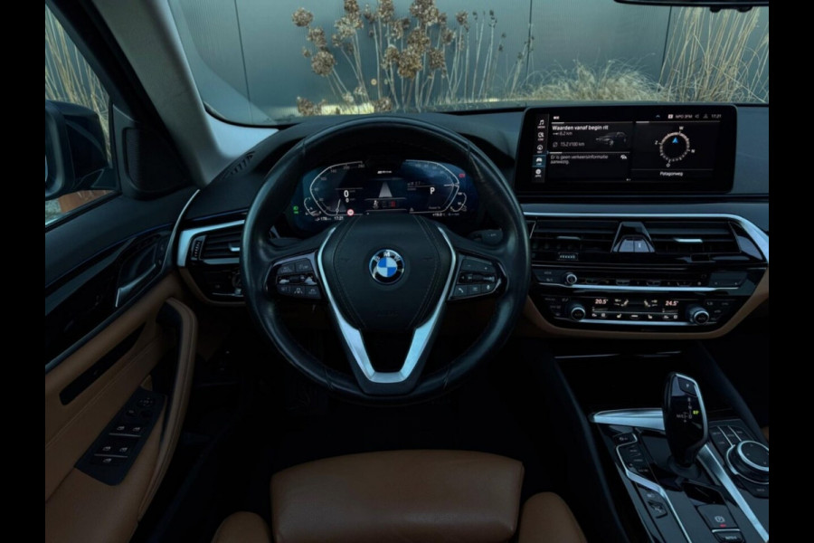 BMW 5 Serie 520e LCI High Executive | Facelift | Pano | Leder