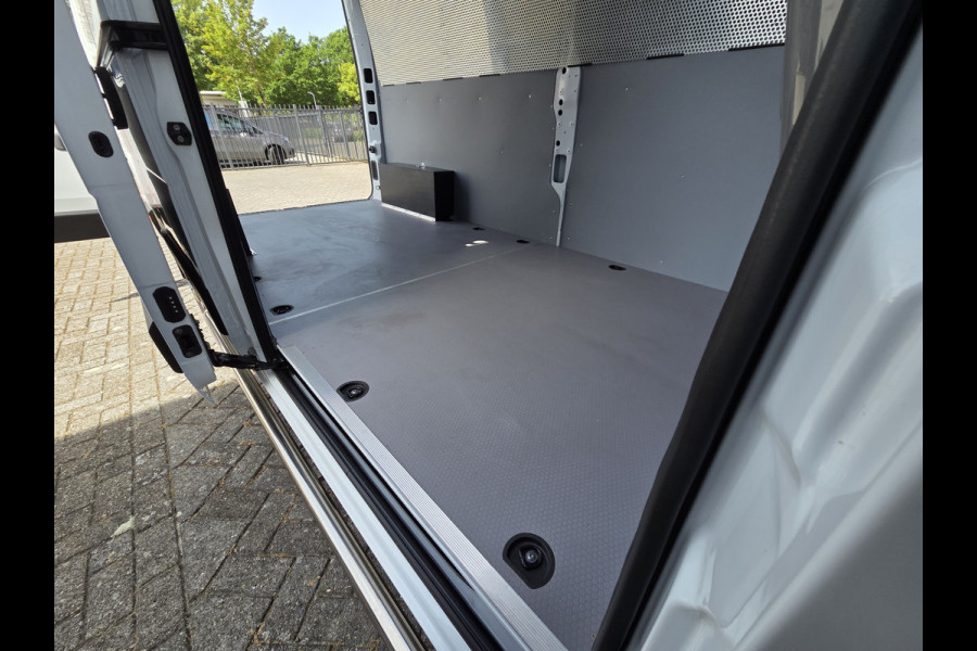 Renault Master T35 2.3 dCi L3/ H2 150 pk Energy Comfort uitvoering 1eigenaar !!!