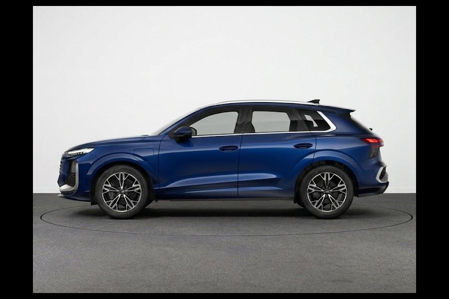 Audi Q3 Advanced edition e-hybrid 272 pk | Techniekpakket plus | S line interieur sportstoelen | Laadconcept compact | Privacy glas |