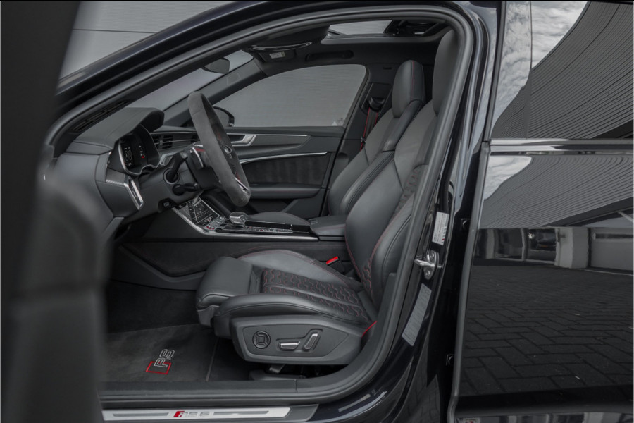 Audi A6 Avant RS 6 TFSI Quattro RS Dynamic Plus Carbon B&O Nachtzicht RS Sport Uitlaat
