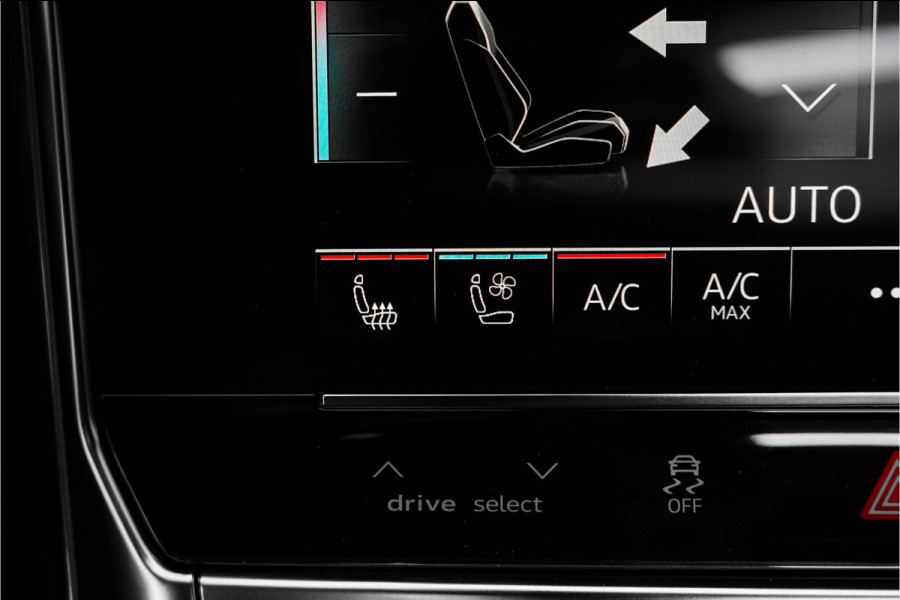 Audi A6 Avant RS 6 TFSI Quattro RS Dynamic Plus Carbon B&O Nachtzicht RS Sport Uitlaat