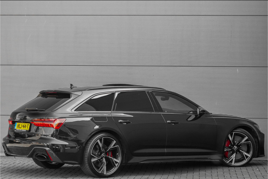 Audi A6 Avant RS 6 TFSI Quattro RS Dynamic Plus Carbon B&O Nachtzicht RS Sport Uitlaat