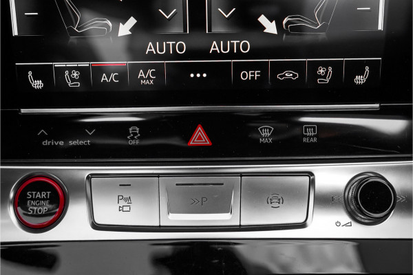 Audi A6 Avant RS 6 TFSI Quattro RS Dynamic Plus Carbon B&O Nachtzicht RS Sport Uitlaat