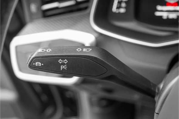 Audi A6 Avant RS 6 TFSI Quattro RS Dynamic Plus Carbon B&O Nachtzicht RS Sport Uitlaat