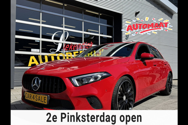 Mercedes-Benz A-Klasse 180 Design Plus- AUTOMAAT - Navigatie I Leer I Digital Dashboard I Sport interieur I Dealer onderhouden