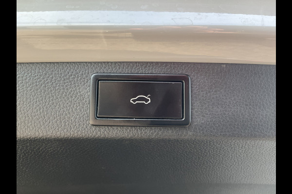 Škoda Karoq 1.5 TSI ACT Style Business Memory Stoelverw Adapt.Cruise Camera Carplay Voll.onderhouden!