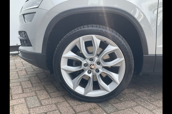 Škoda Karoq 1.5 TSI ACT Style Business Memory Stoelverw Adapt.Cruise Camera Carplay Voll.onderhouden!