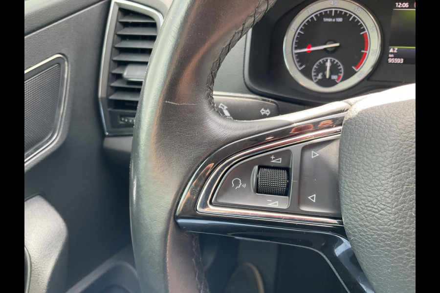 Škoda Karoq 1.5 TSI ACT Style Business Memory Stoelverw Adapt.Cruise Camera Carplay Voll.onderhouden!