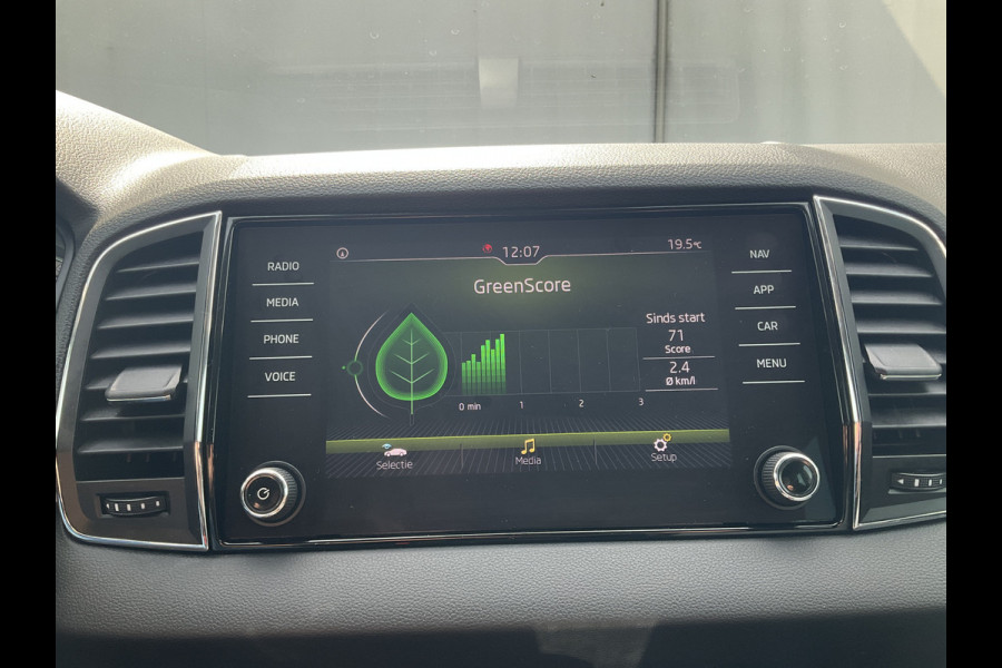 Škoda Karoq 1.5 TSI ACT Style Business Memory Stoelverw Adapt.Cruise Camera Carplay Voll.onderhouden!