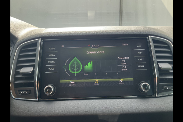 Škoda Karoq 1.5 TSI ACT Style Business Memory Stoelverw Adapt.Cruise Camera Carplay Voll.onderhouden!