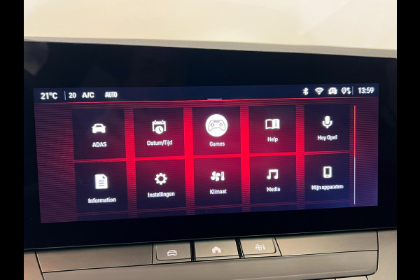 Opel Astra 1.2 Turbo Sport Night Edition / CarPlay / 18" LM