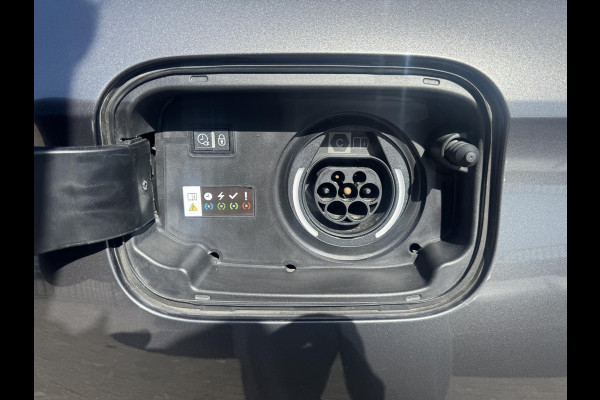 E-Tense Performance Line+ 1.6 Plug-in Hybrid | Vol Leder | Rijklaar geleverd incl 12 maanden BOVAG garantie