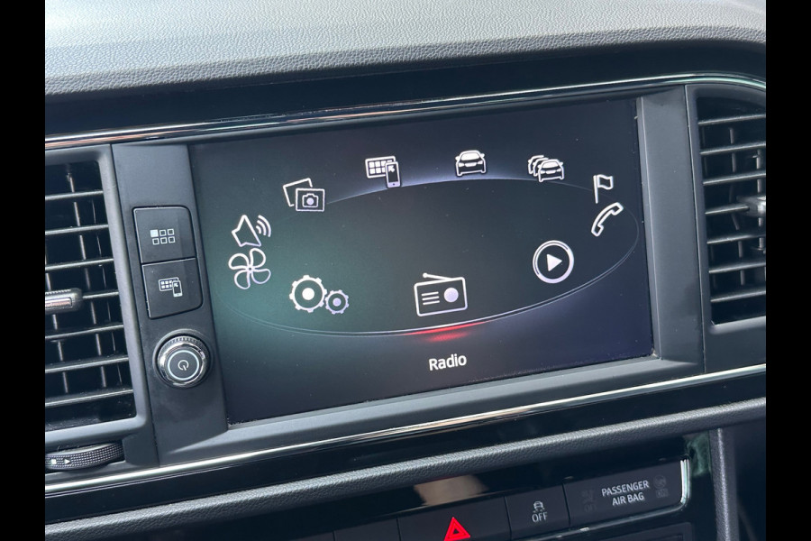 Seat Leon 2.0 TSI Cupra 300 Leer Navi Camera Virtual