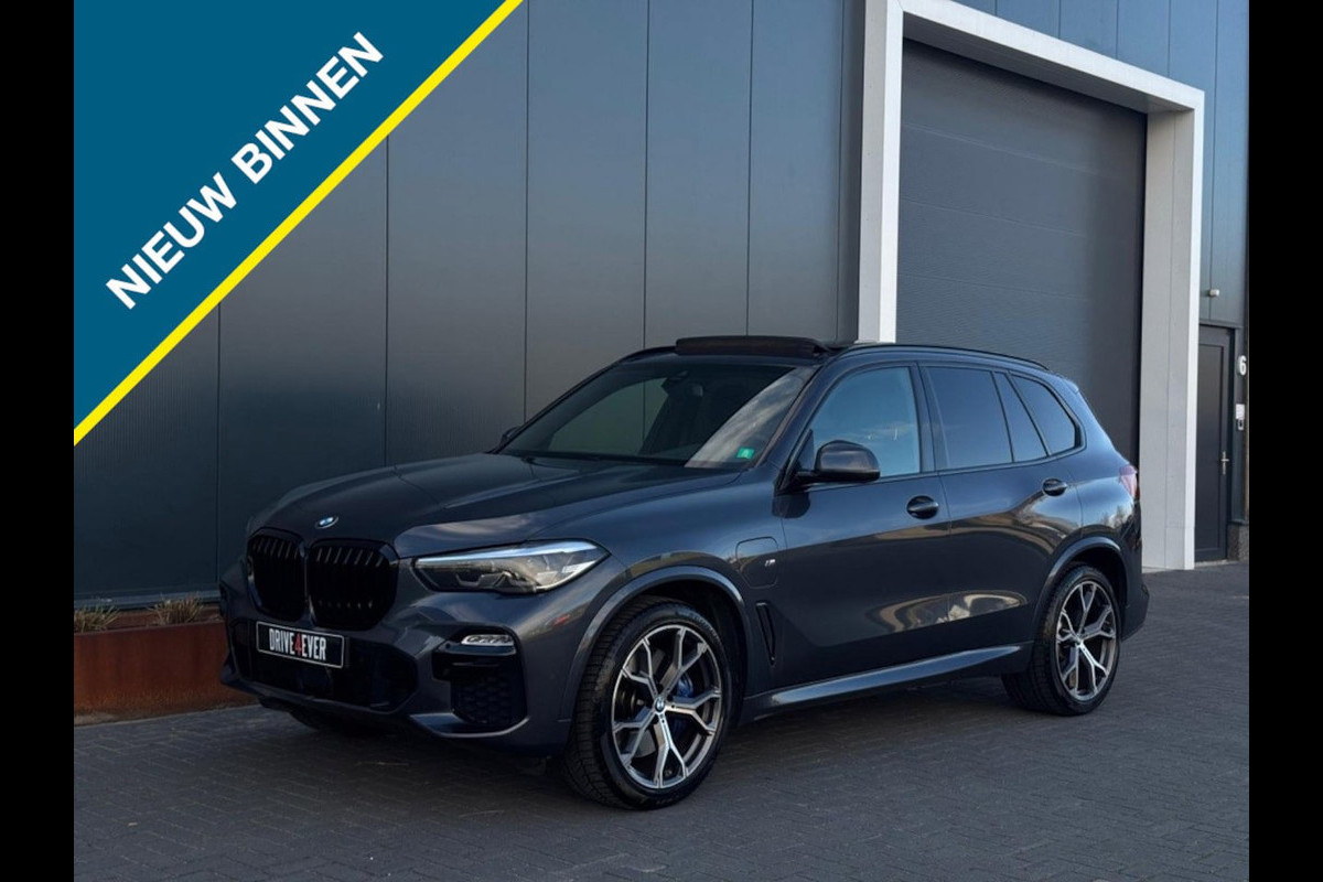 BMW X5 XDrive45e | M Pakket | Pano | Camera
