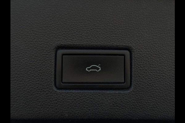 Volkswagen T-Roc 1.5 TSI Sport | Camera | LED | ACC