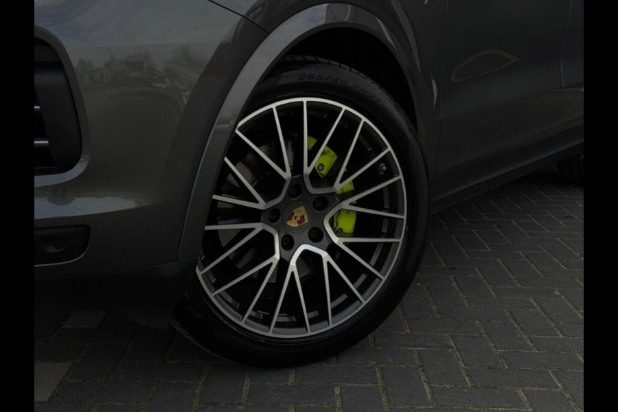 Porsche Cayenne 3.0 E-Hybrid | Sportchrono | 360 | Dodehoek