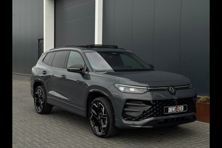 Volkswagen Tayron 1.5 eHybrid R-Line Edition | Pano | Leder | 360