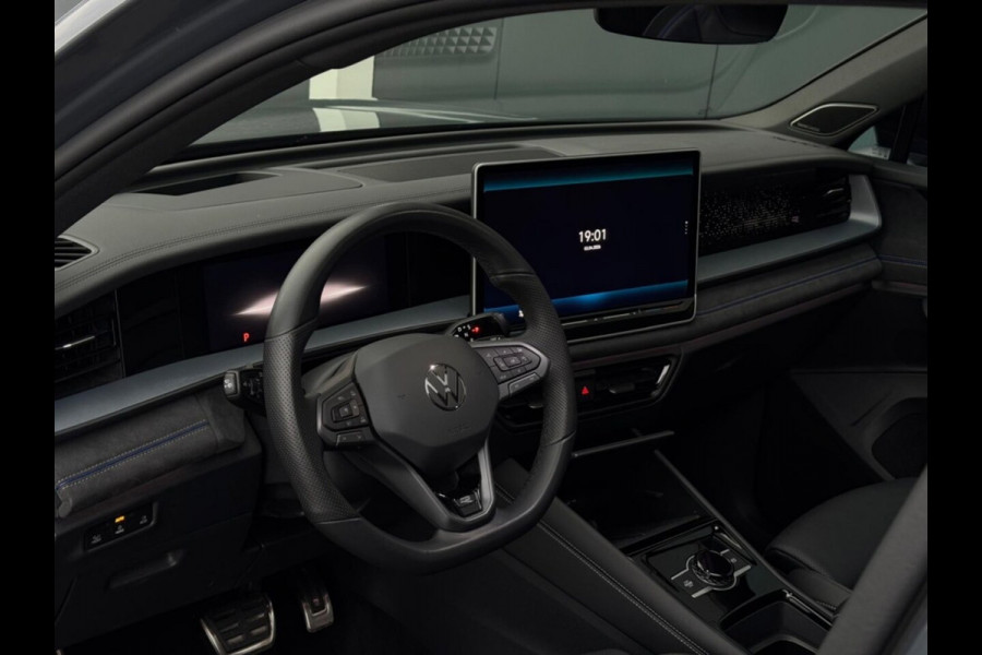 Volkswagen Tayron 1.5 eHybrid R-Line Edition | Pano | Leder | 360